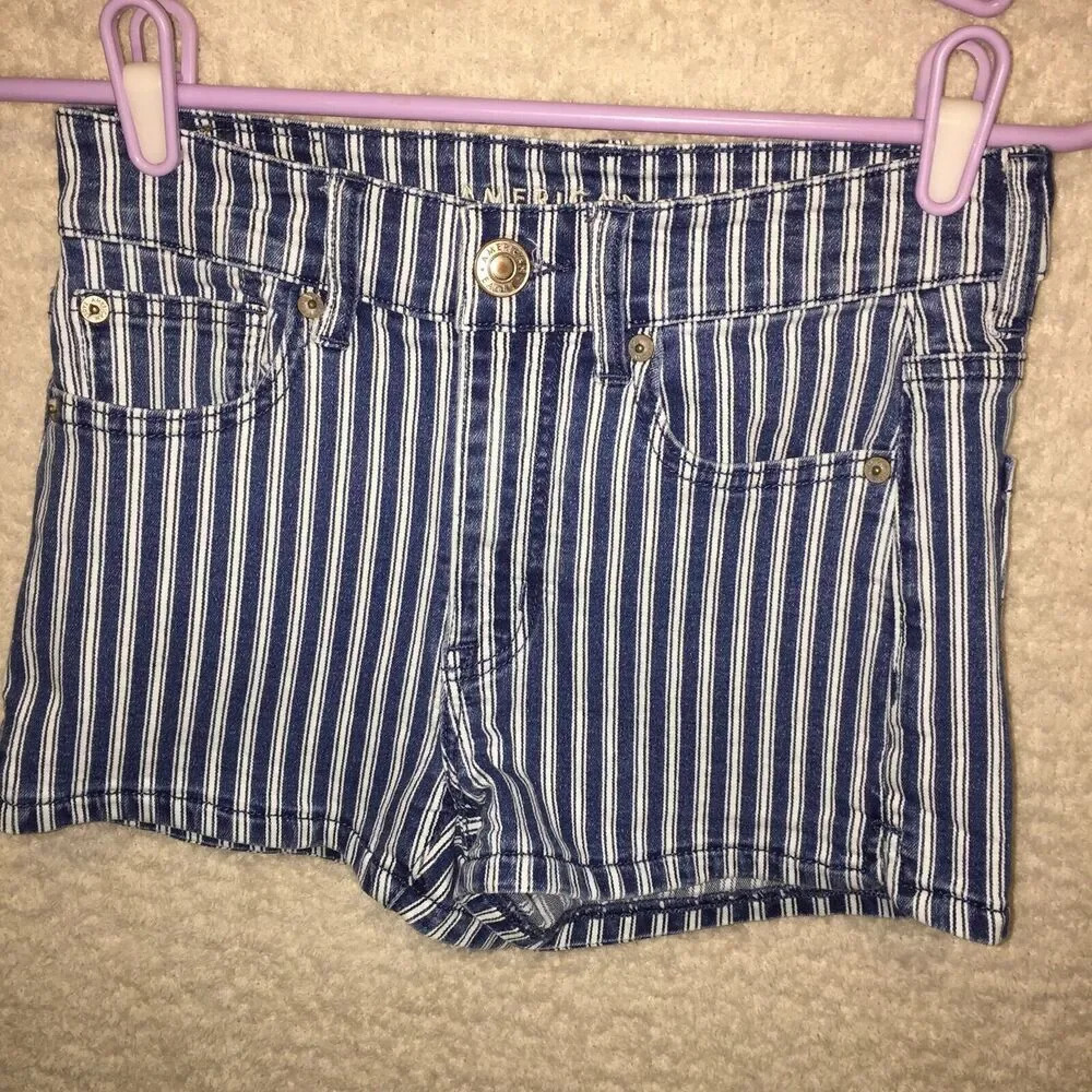 American Eagle Ne(x)t Level Hi-Rise Shortie Denim Shorts Stretch Size 2.